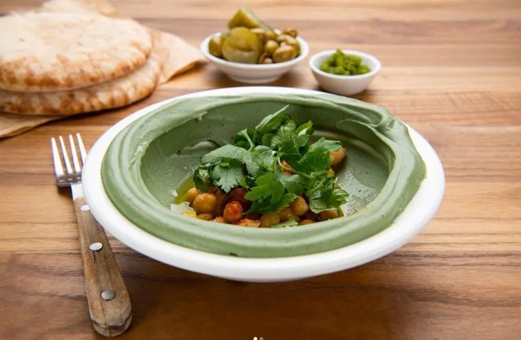 Spirulina dish served fresh